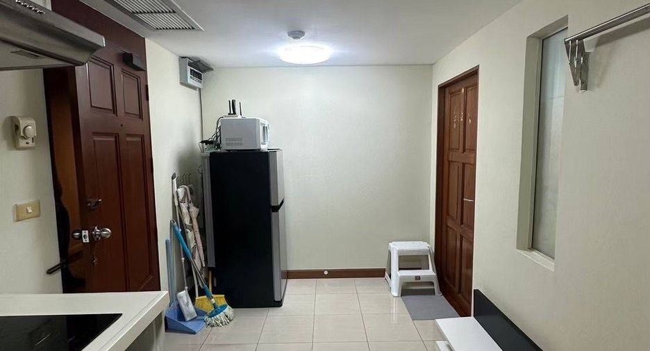 Wohnung zur Miete mit 2 Zimmer in Ratchathewi, Bangkok