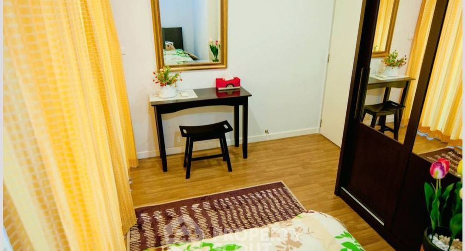 For rent 2 bedrooms condo in Bang Phlat, Bangkok