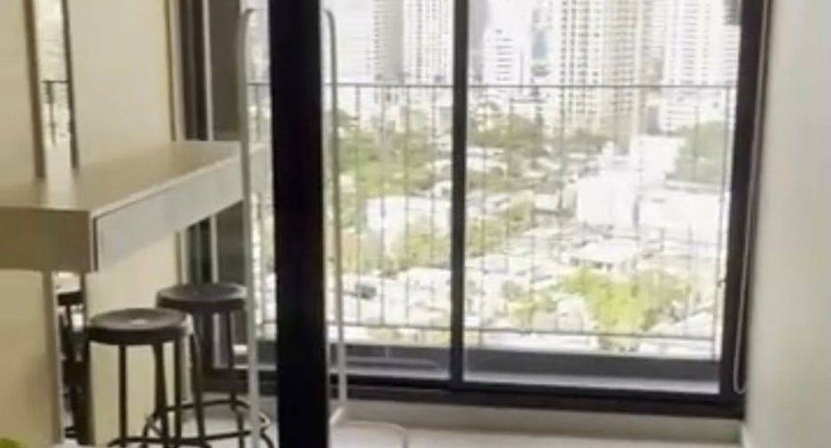 Condo en alquiler de 1 habitaciones en Sathon, Bangkok