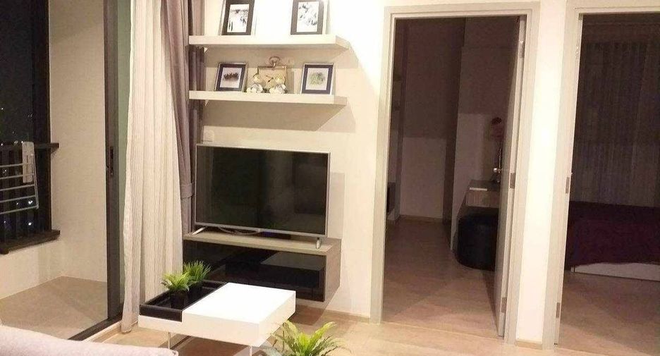 For rent 2 bedrooms condo in Thon Buri, Bangkok