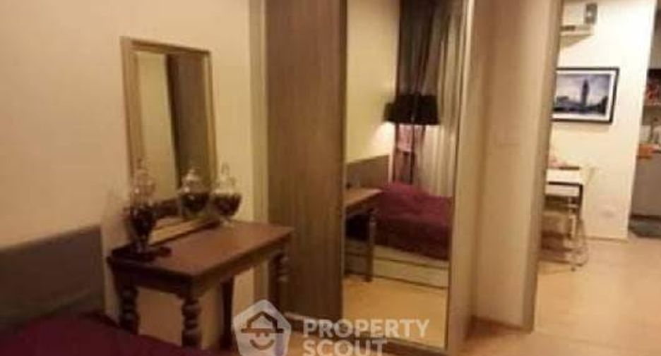For rent 2 bedrooms condo in Thon Buri, Bangkok