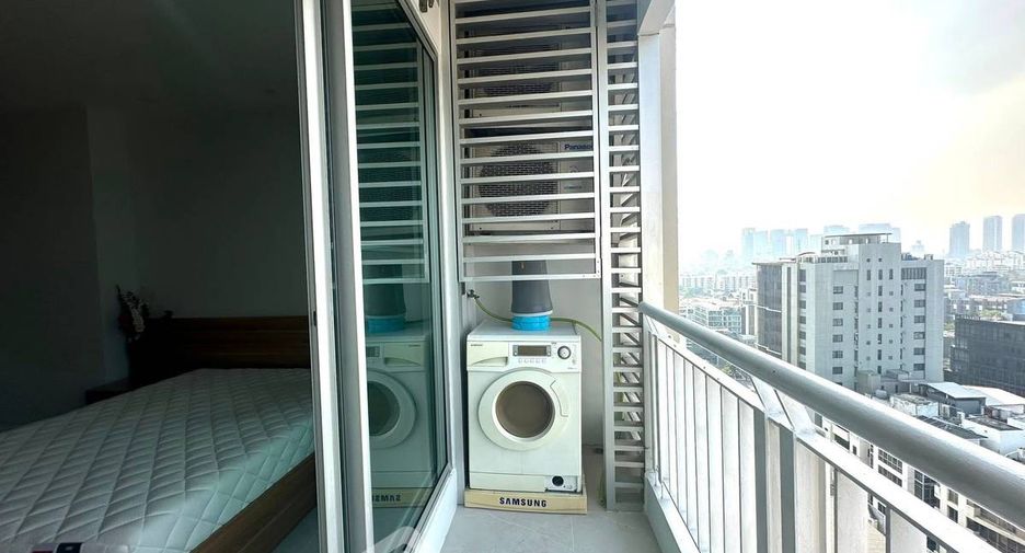 For rent 1 bed condo in Huai Khwang, Bangkok