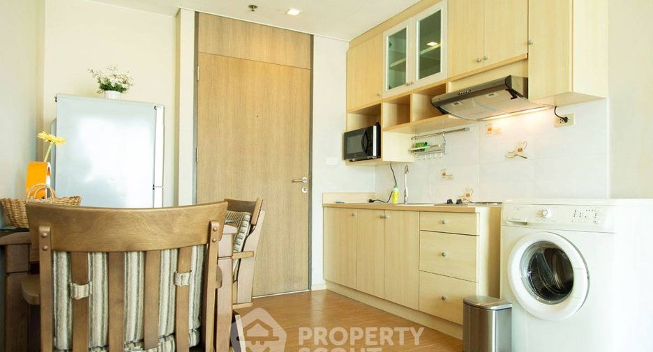 For rent 1 bed condo in Khlong Toei, Bangkok