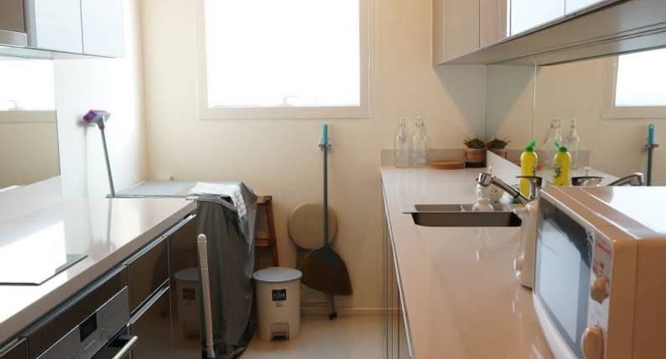 Condo en alquiler de 2 habitaciones en Bang Kho Laem, Bangkok