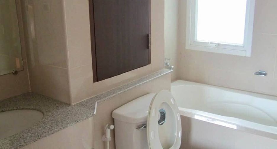 Wohnung zur Miete mit 3 Zimmer in Sathon, Bangkok