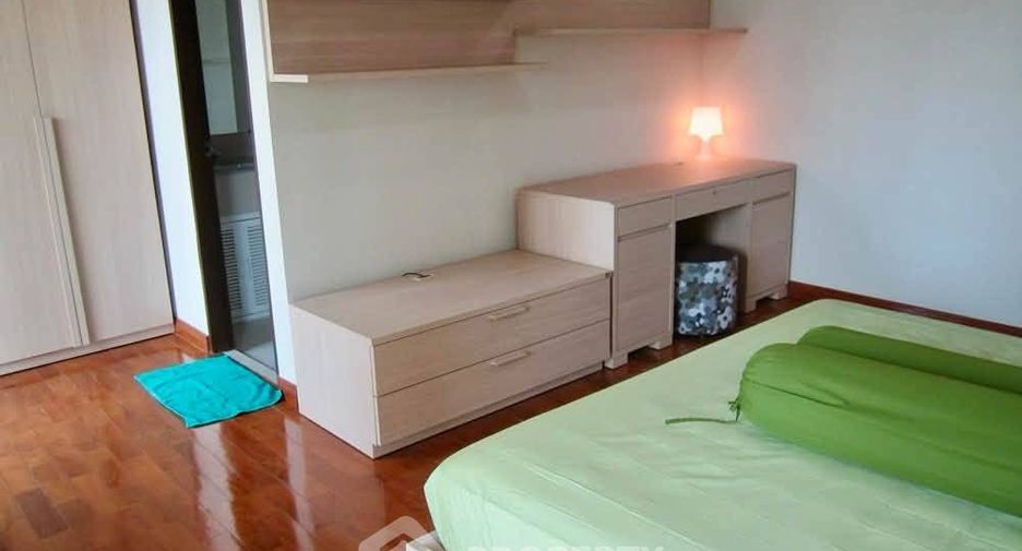 Wohnung zur Miete mit 3 Zimmer in Sathon, Bangkok