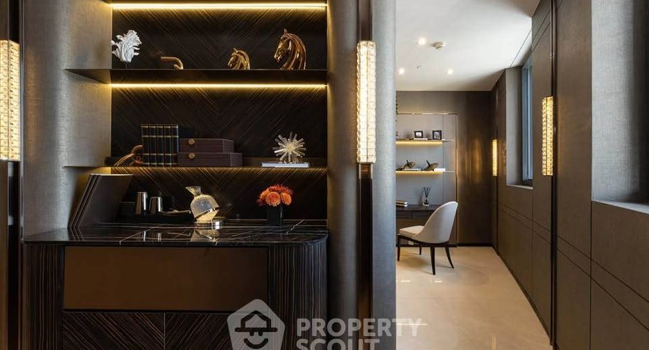 For rent 2 bedrooms condo in Khlong San, Bangkok