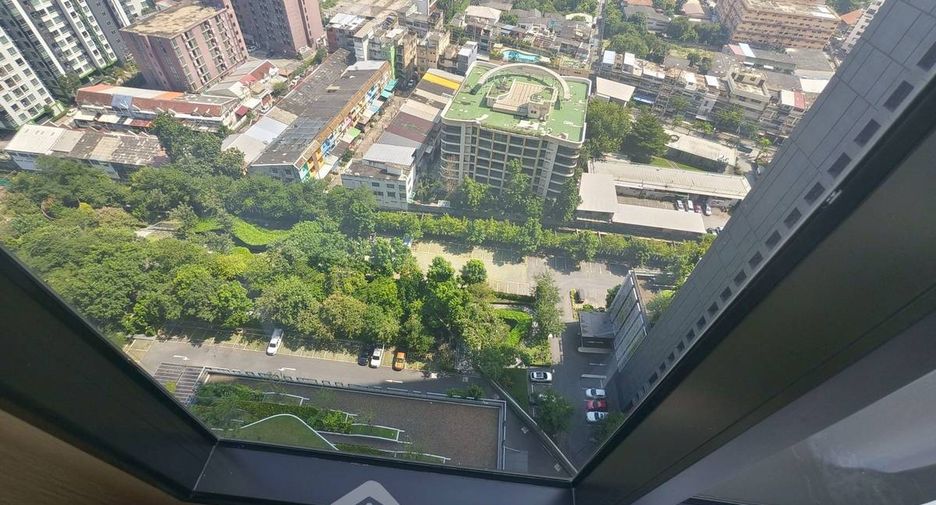 For rent 1 bed condo in Bang Na, Bangkok