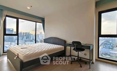 For rent 2 bedrooms condo in Huai Khwang, Bangkok
