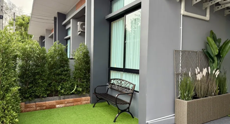 For rent 2 bedrooms townhouse in Thalang, Phuket