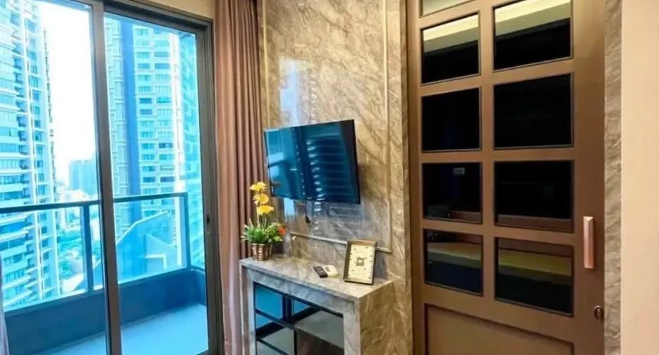 For rent 1 bed condo in Khlong Toei, Bangkok