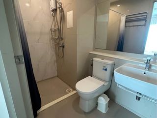 For rent 1 bed condo in Mueang Samut Prakan, Samut Prakan