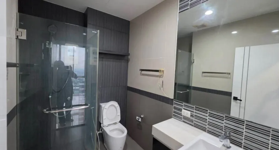 Condo en alquiler de 1 habitaciones en Bang Kapi, Bangkok