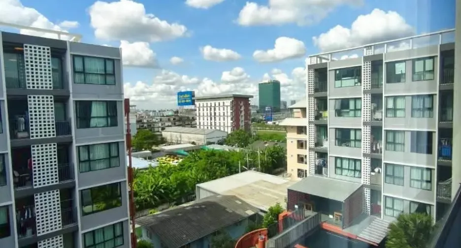 For rent 2 bedrooms condo in Mueang Samut Prakan, Samut Prakan