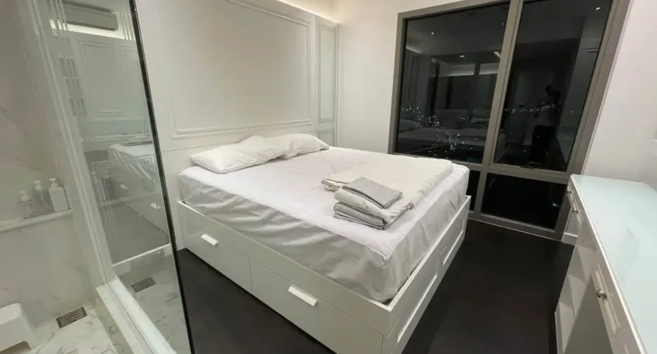 For sale and for rent 2 bedrooms condo in Yan Nawa, Bangkok