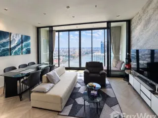 For rent 2 bedrooms condo in Khlong San, Bangkok