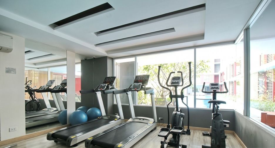For rent 2 bedrooms condo in Khan Na Yao, Bangkok