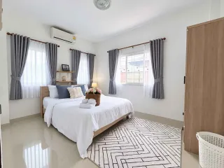 For rent 3 ベッドルーム house in Thalang, Phuket