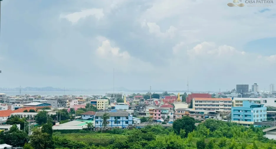 For sale studio condo in Bang Lamung, Chonburi