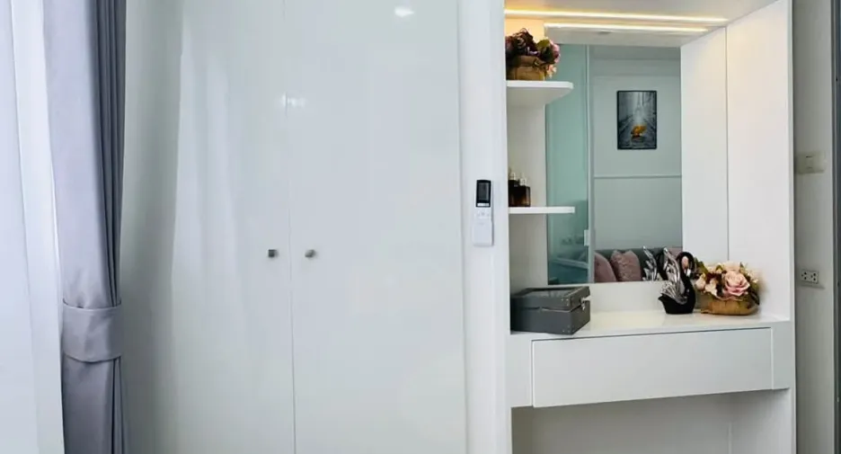 For sale studio condo in Bang Lamung, Chonburi