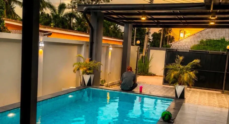 For rent 3 bedrooms villa in Huay Yai, Pattaya