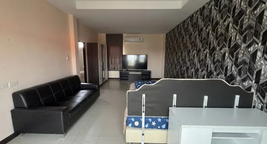 For rent 3 bedrooms house in Bang Lamung, Chonburi