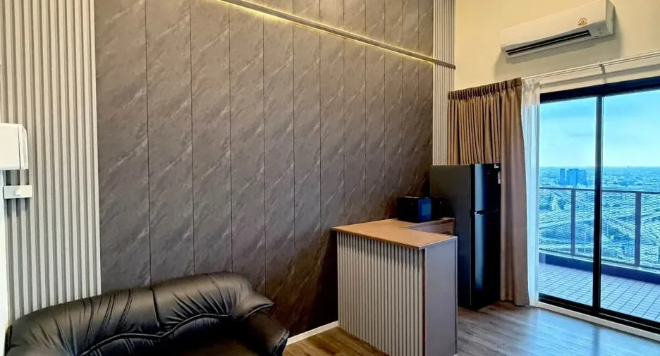 For rent 2 bedrooms condo in Lak Si, Bangkok