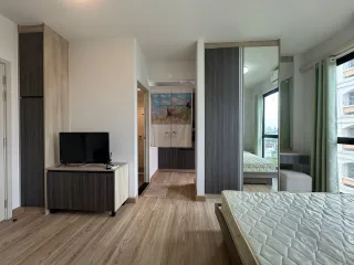 For sale studio condo in Mueang Samut Prakan, Samut Prakan