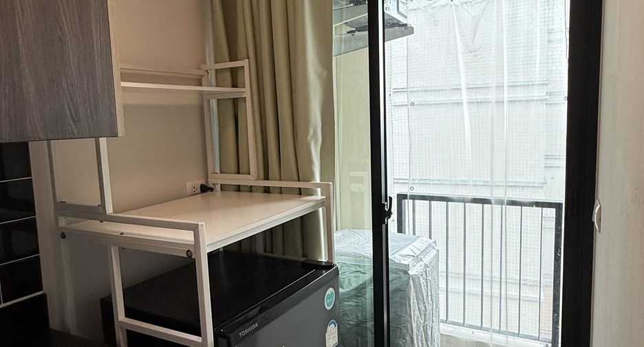 For sale studio condo in Mueang Samut Prakan, Samut Prakan