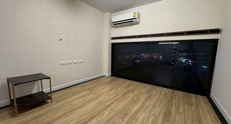 For rent 2 bedrooms condo in Khan Na Yao, Bangkok