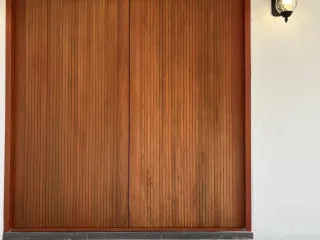 For rent 5 bedrooms townhouse in Watthana, Bangkok