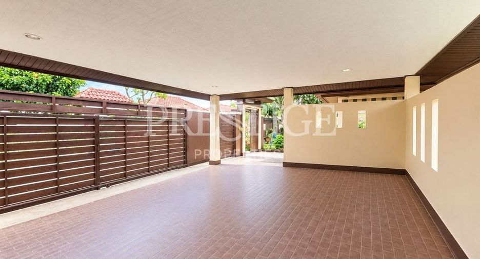 Casa en venta de 3 habitaciones en Bang Lamung, Chonburi