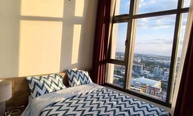 Condo en alquiler de 1 habitaciones en Phra Khanong, Bangkok