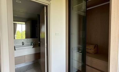 À vendre 1 chambre condo à Yan Nawa, Bangkok