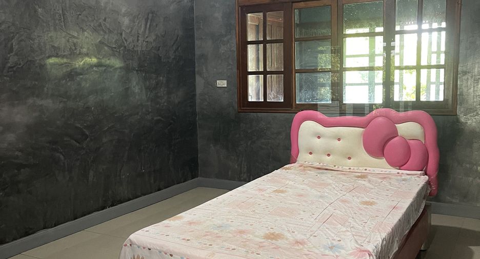 Casa en venta de 3 habitaciones en San Kamphaeng, Chiang Mai