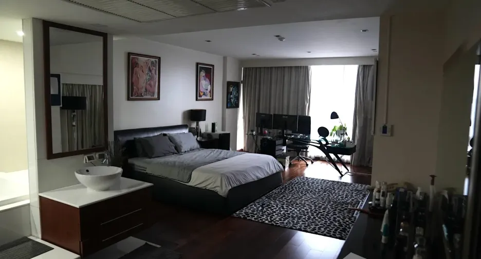 À vendre 3 chambres condo à Khlong Toei, Bangkok