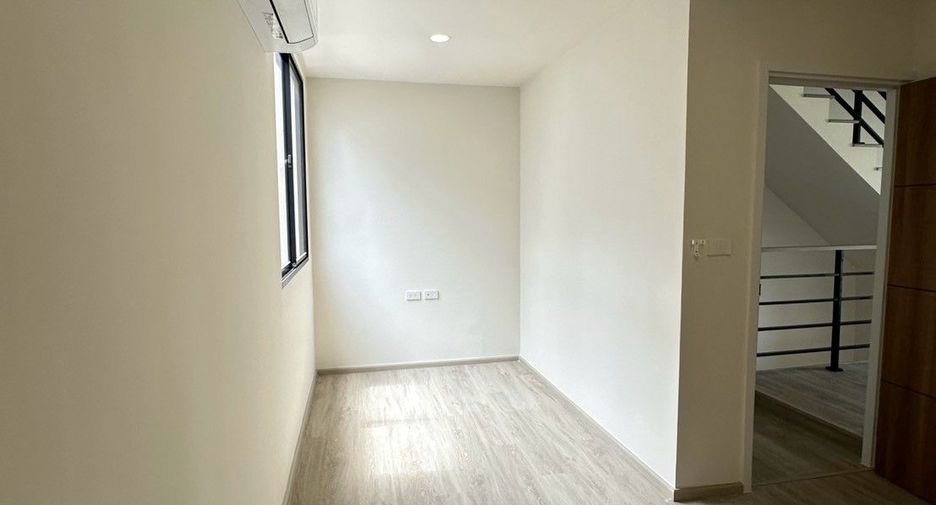 For rent 3 bedrooms house in Bang Phli, Samut Prakan