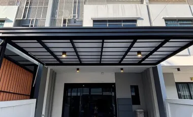 For rent 3 bedrooms townhouse in Prawet, Bangkok