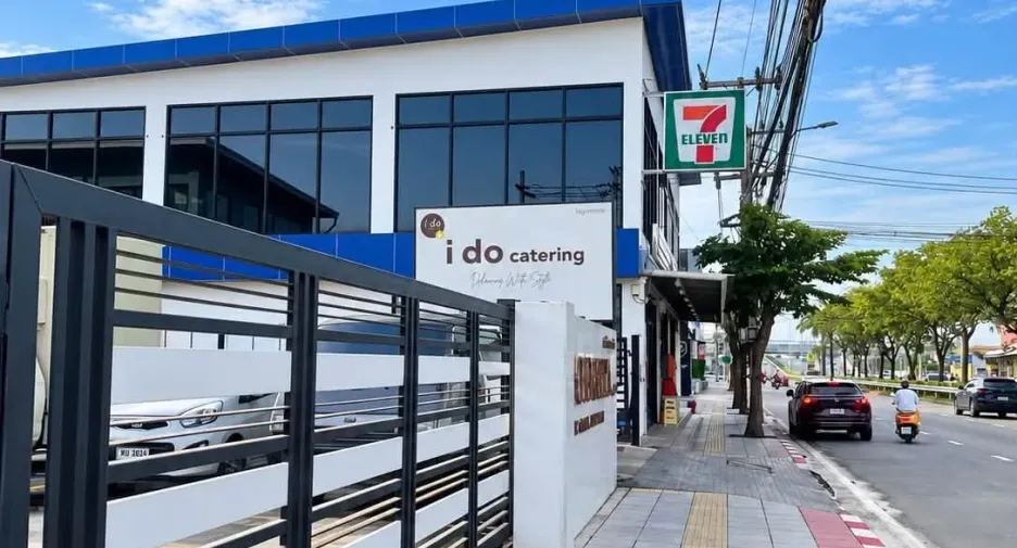 Oficina en alquiler de 3 habitaciones en Prawet, Bangkok