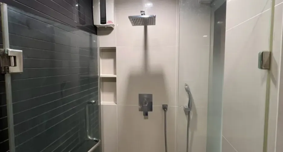 For rent 1 bed condo in Huai Khwang, Bangkok