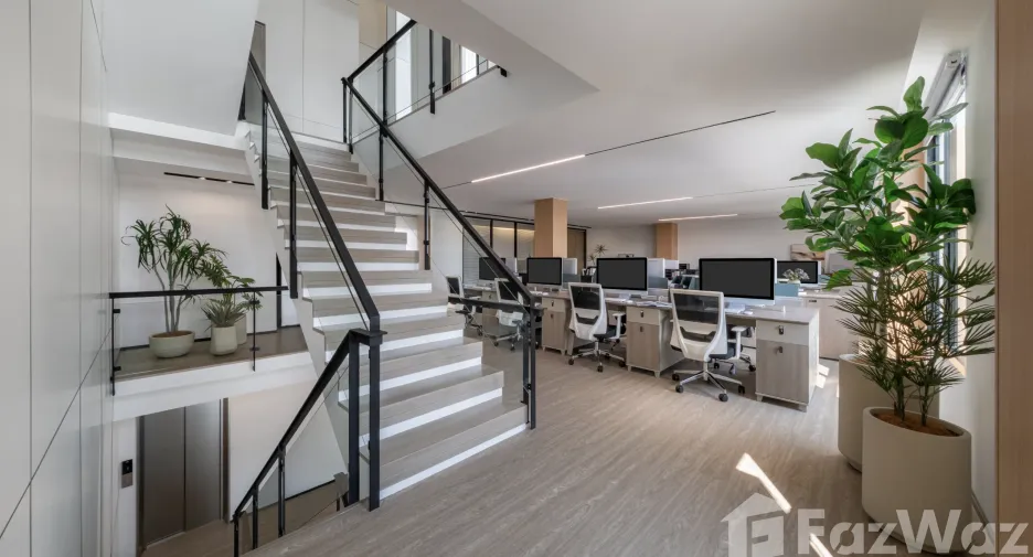 For sale 6 bedrooms house in Saphan Sung, Bangkok
