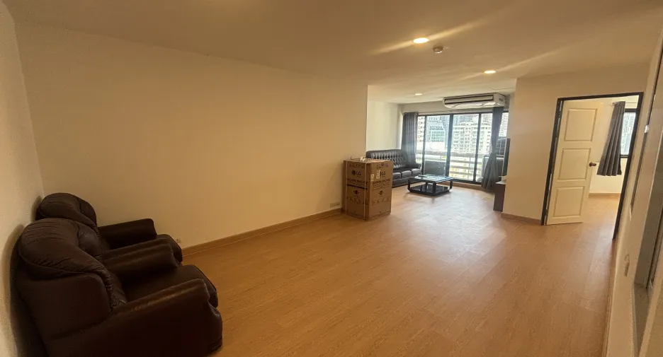 Wohnung zum Kauf und zur Miete mit 3 Zimmer in Khlong Toei, Bangkok