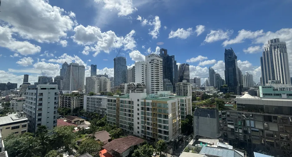 Wohnung zum Kauf und zur Miete mit 3 Zimmer in Khlong Toei, Bangkok