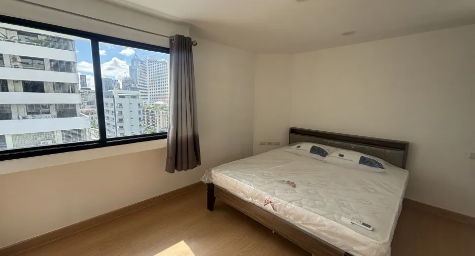 Wohnung zum Kauf und zur Miete mit 3 Zimmer in Khlong Toei, Bangkok