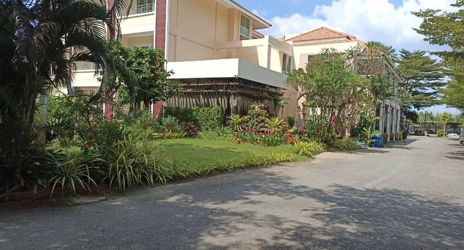 À vendre 90 chambres hôtel à Mueang Chiang Mai, Chiang Mai