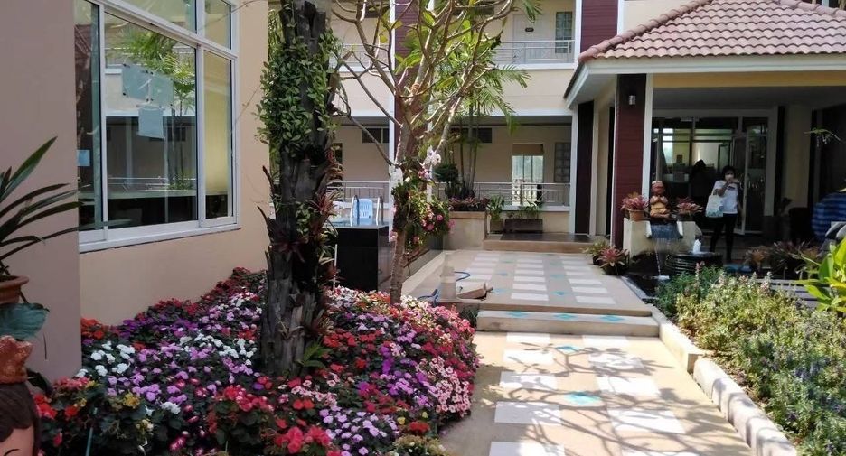 À vendre 90 chambres hôtel à Mueang Chiang Mai, Chiang Mai