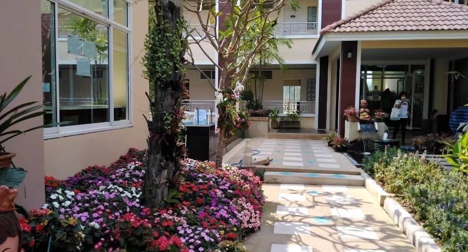 À vendre 90 chambres hôtel à Mueang Chiang Mai, Chiang Mai