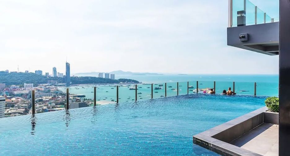 For sale 5 bedrooms condo in Bang Lamung, Chonburi
