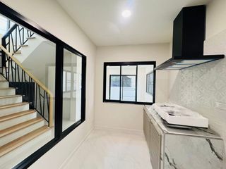 Casa en venta de 3 habitaciones en San Kamphaeng, Chiang Mai