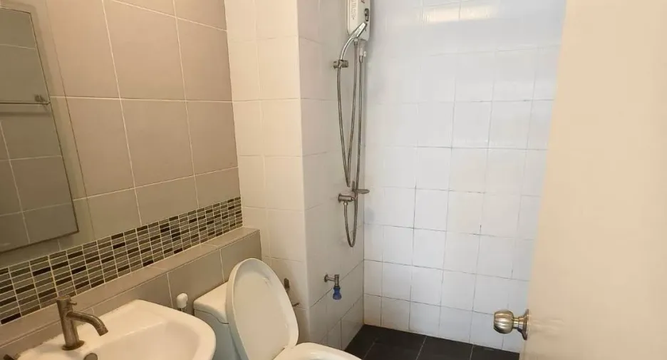 For rent スタジオ condo in Lat Krabang, Bangkok
